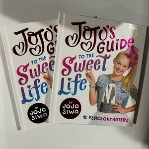 HAND-SIGNED JoJo Siwa's Guide to the Sweet Life Book